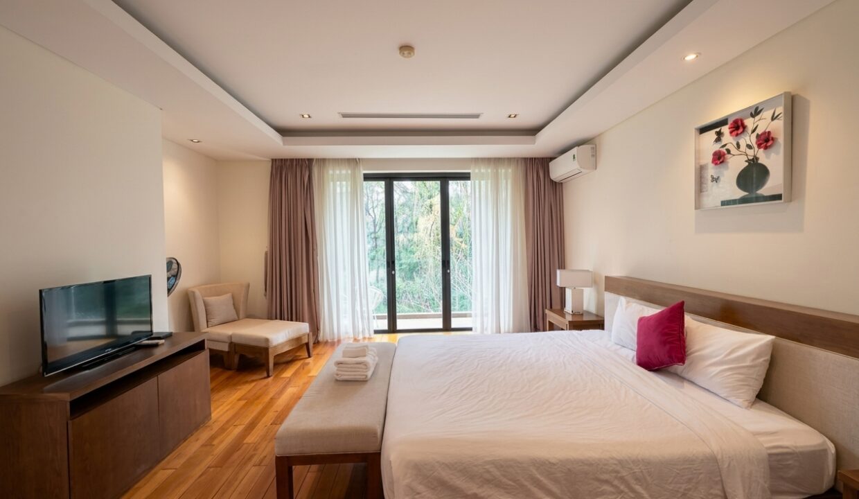 4 bedroom villa in ocean resort