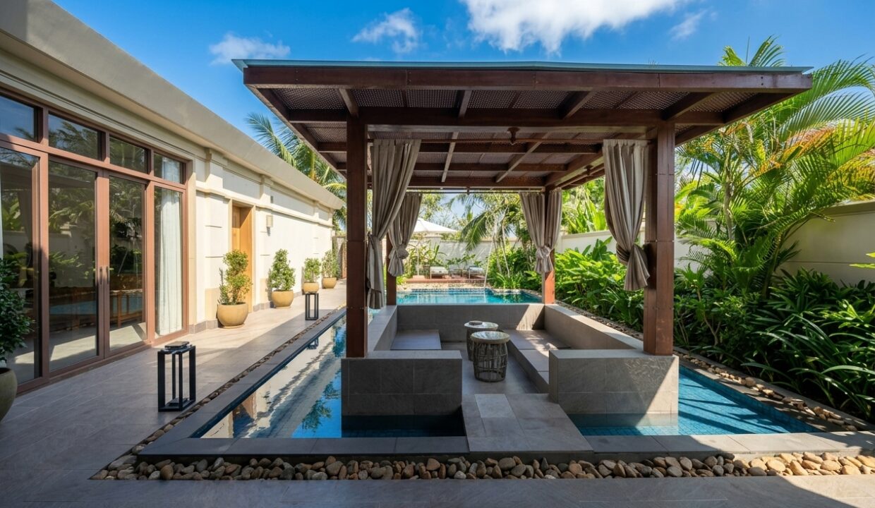 Fusion Resort Da Nang - 3 bedroom villa for rent i