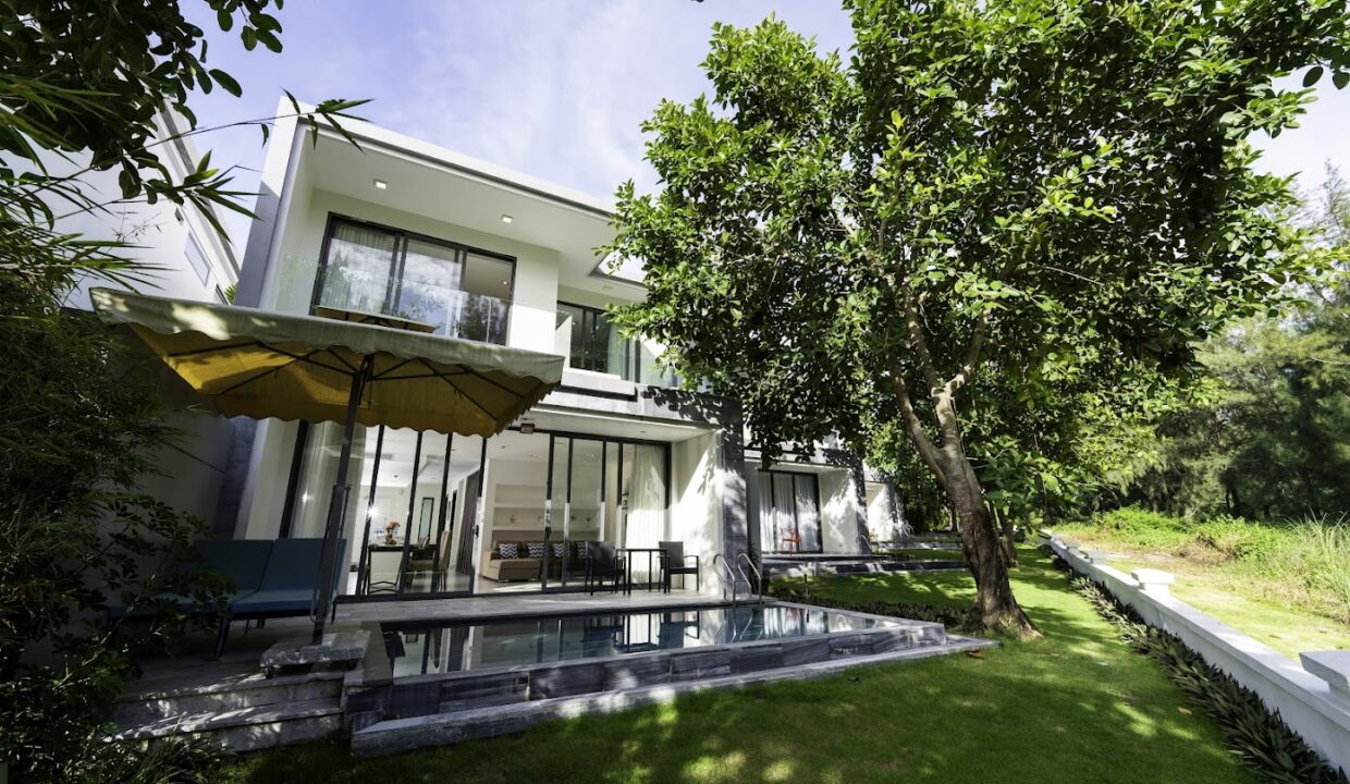 private pool villa at the point villas in Da Nang