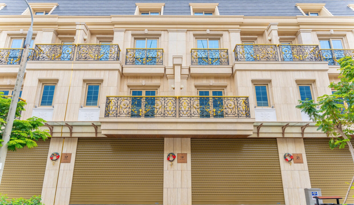 4 bed villa in Regal Pavillion Da Nang