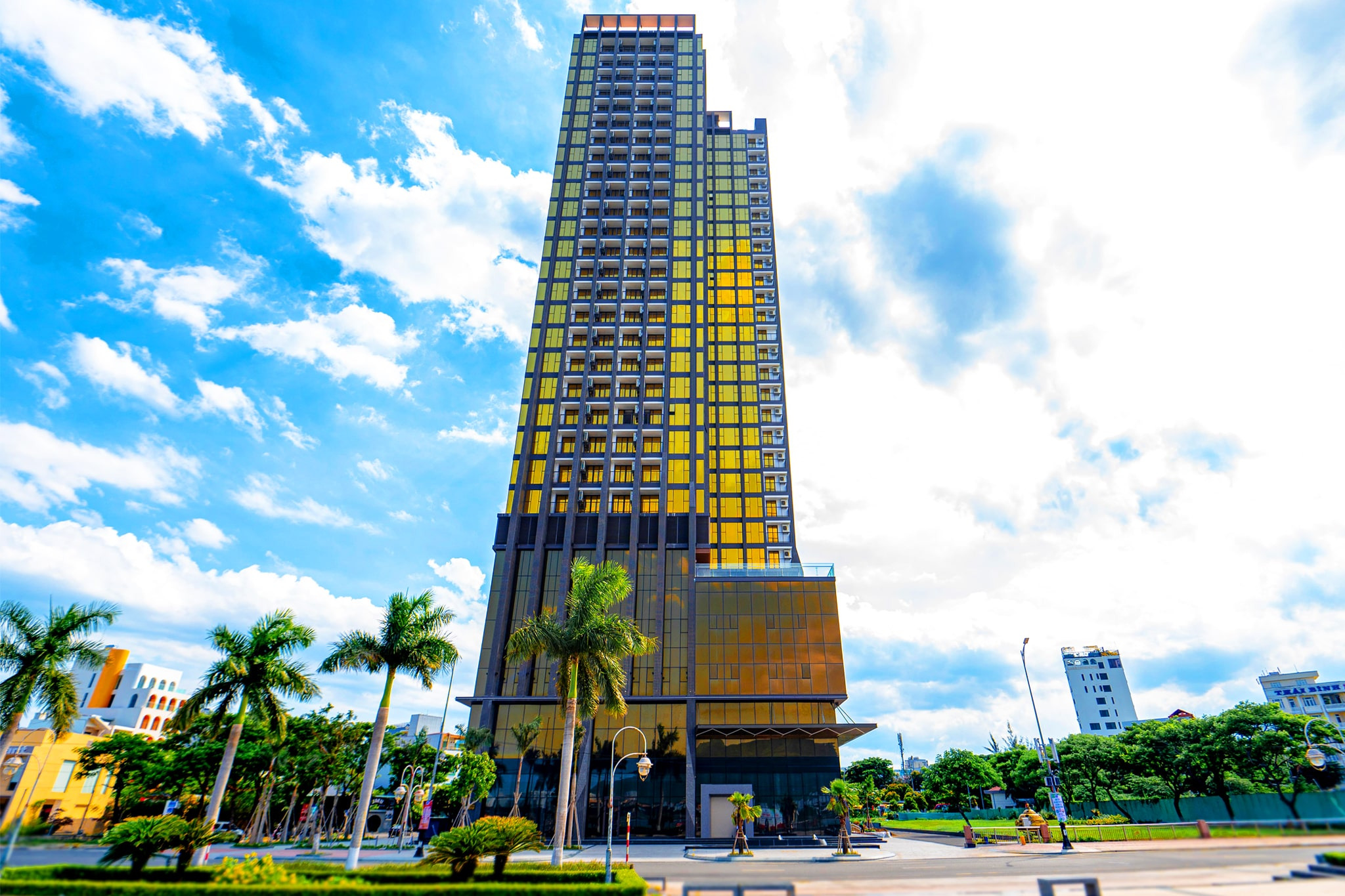 Sam Towers Da Nang apartment building overlooking the Han River