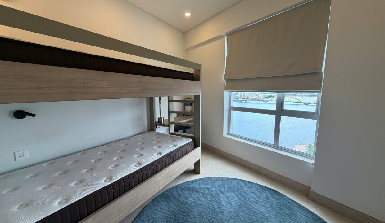 2-Bedroom Apartment at Indochina Riverside Towers