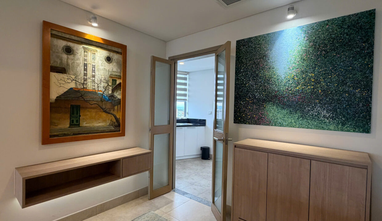2-Bedroom Apartment at Indochina Riverside Towers