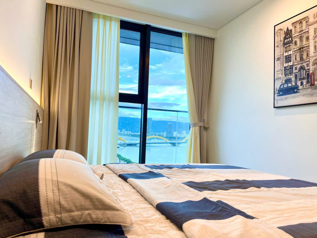 1-Bedroom Apartment for Rent at The Filmore Da Nang – Han River & Tran Thi Ly Bridge View