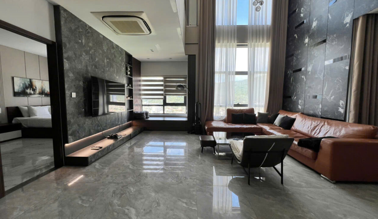 4-Bedroom Luxury Penthouse in Son Tra