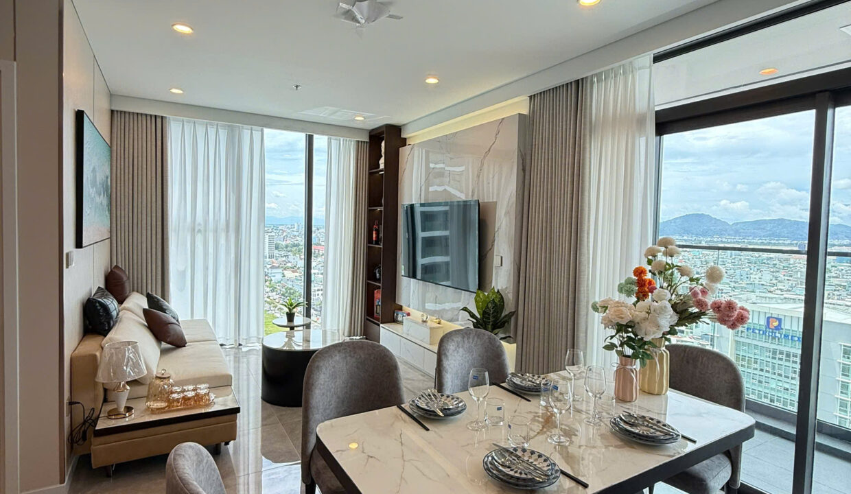 2-Bedroom Apartment for Rent at The Filmore Da Nang – Mountain & City View